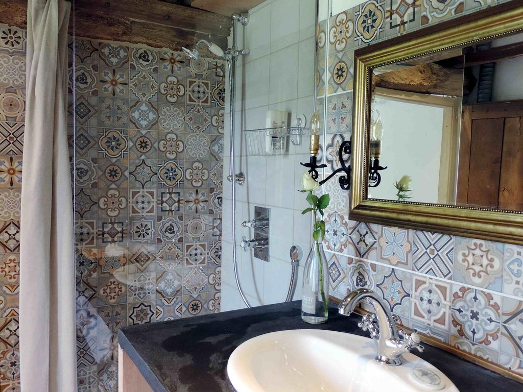 Domaine LVD avec SPA, bois et rivière privée La Bloutiere Exterior foto