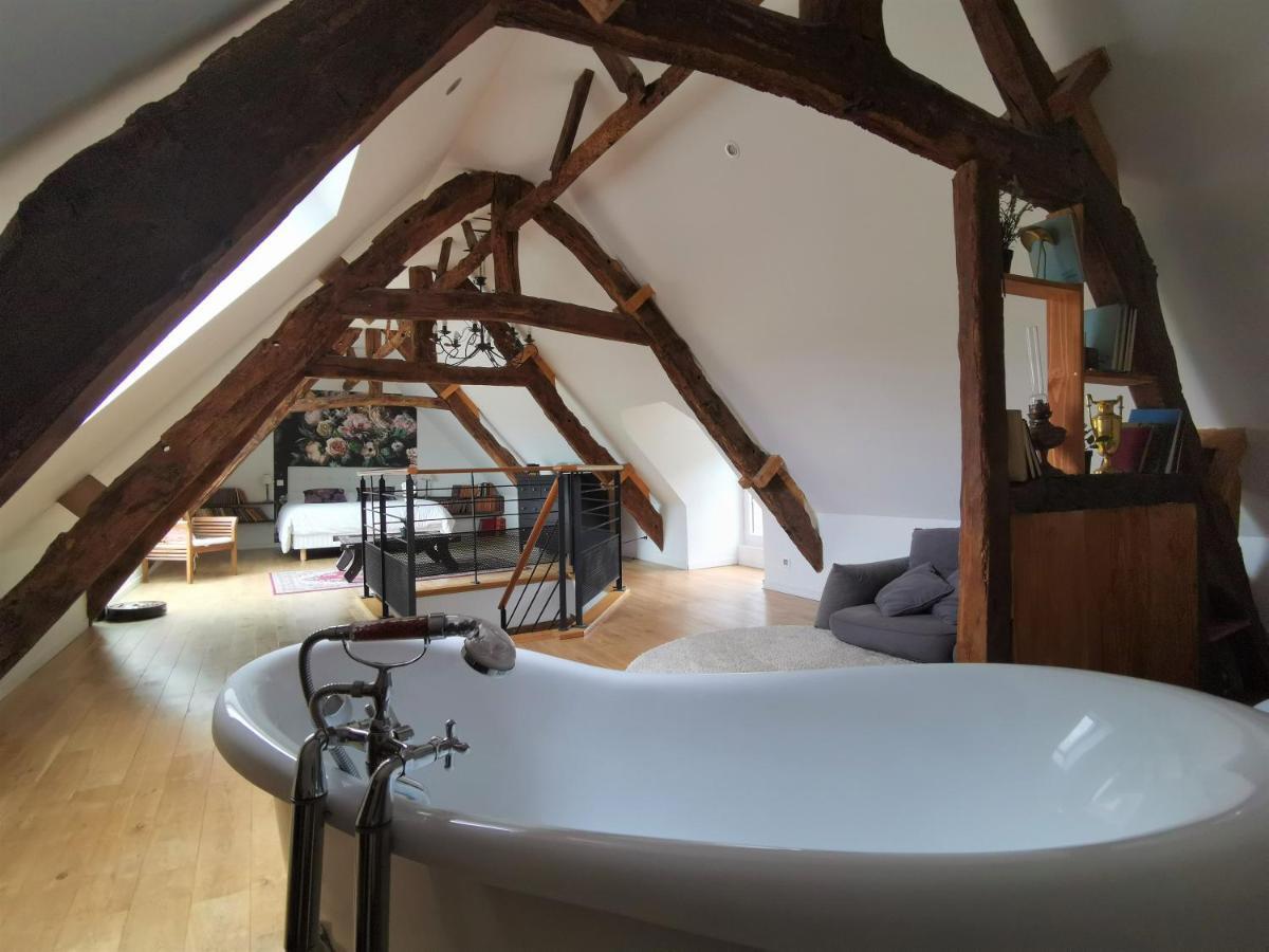 Domaine LVD avec SPA, bois et rivière privée La Bloutiere Exterior foto